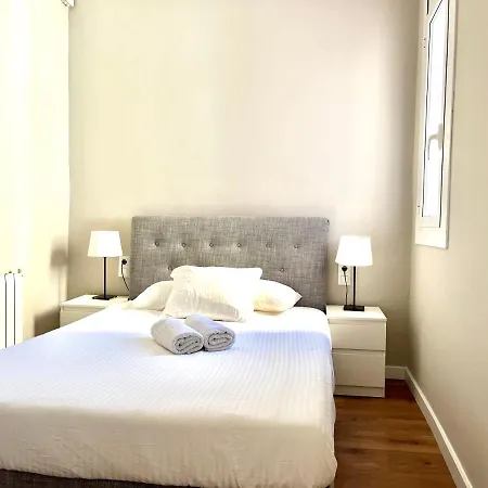 Sunny Gracia - Joanic Renovated Barcelona