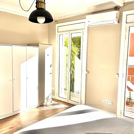 Sunny Gracia - Joanic Renovated Apartment Barcelona