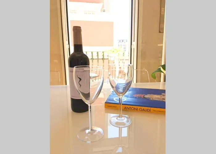 Sunny Gracia - Joanic Renovated Apartament