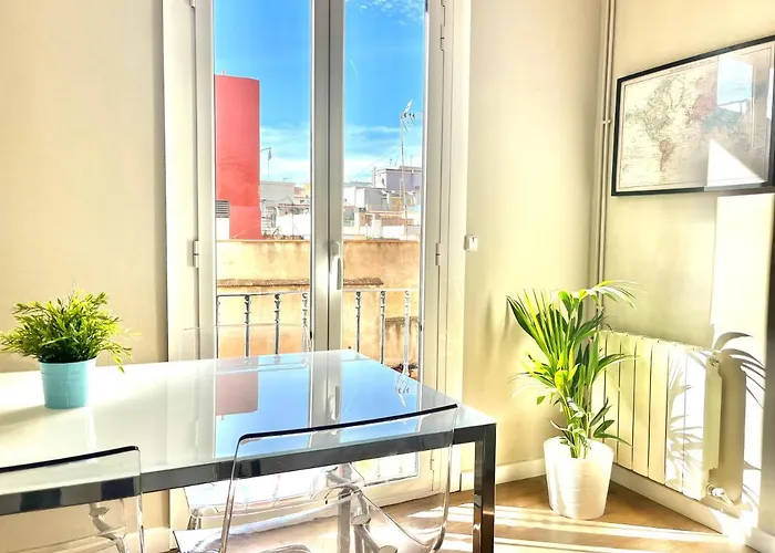 Sunny Gracia - Joanic Renovated Apartament